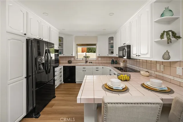 $1,300,000 | 17588 Santa Paula Circle, Fountain Valley, CA 92708