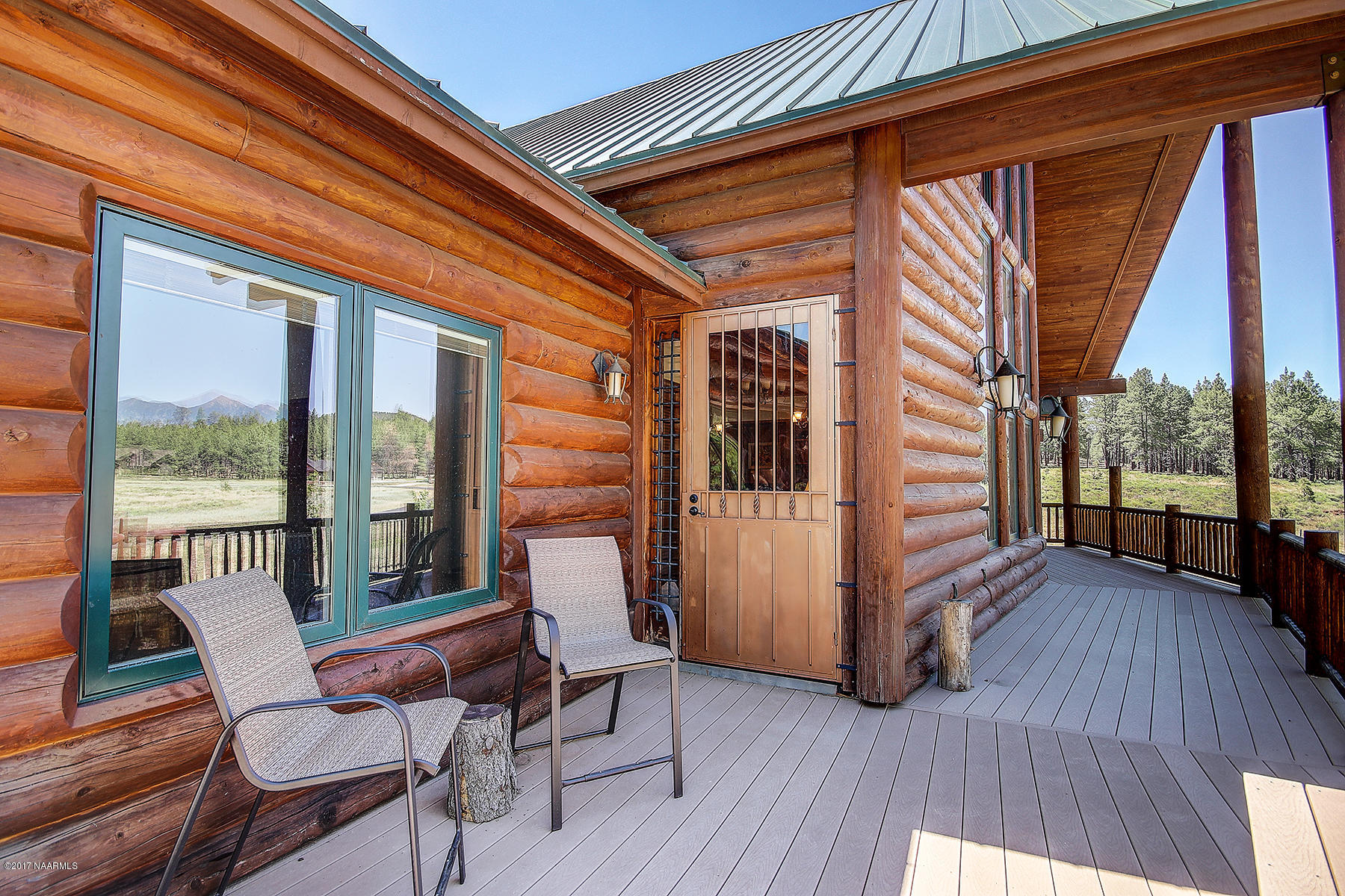4538 West Brackin Ranch Road Flagstaff, AZ 86001 - Photo 3 of 33 Front Deck