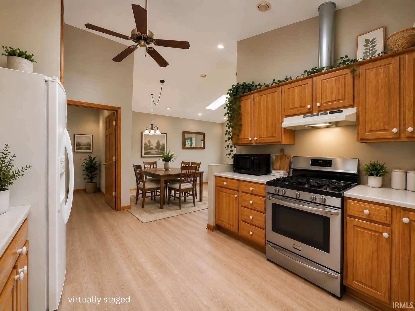 5662 Highway 54 Bloomfield, IN 47424 - Photo 17 of 50