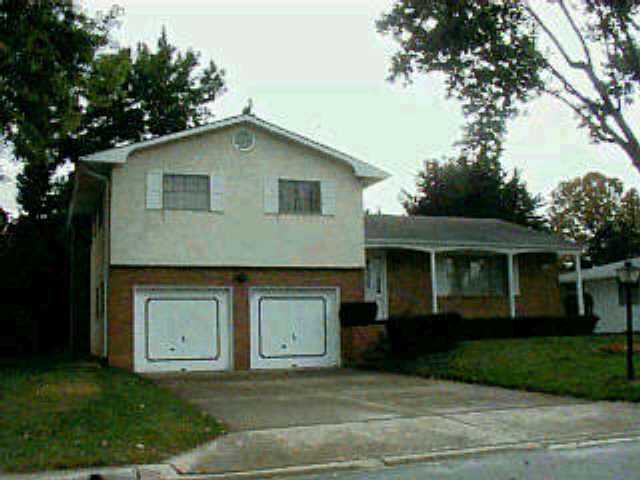 1406 Yorktown Road Columbus, OH 43232 - Photo 1 of 1 Gallery Image 1