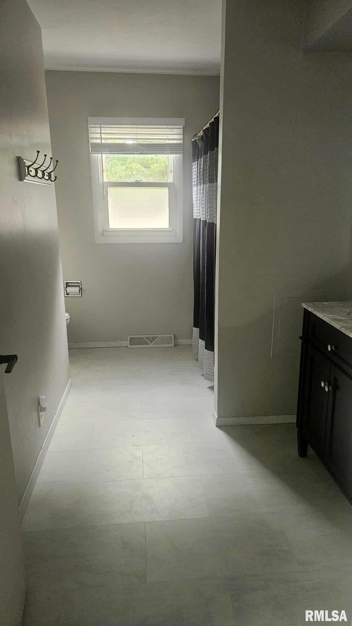 214 Palm Street Canton, IL 61520 - Photo 46 of 56