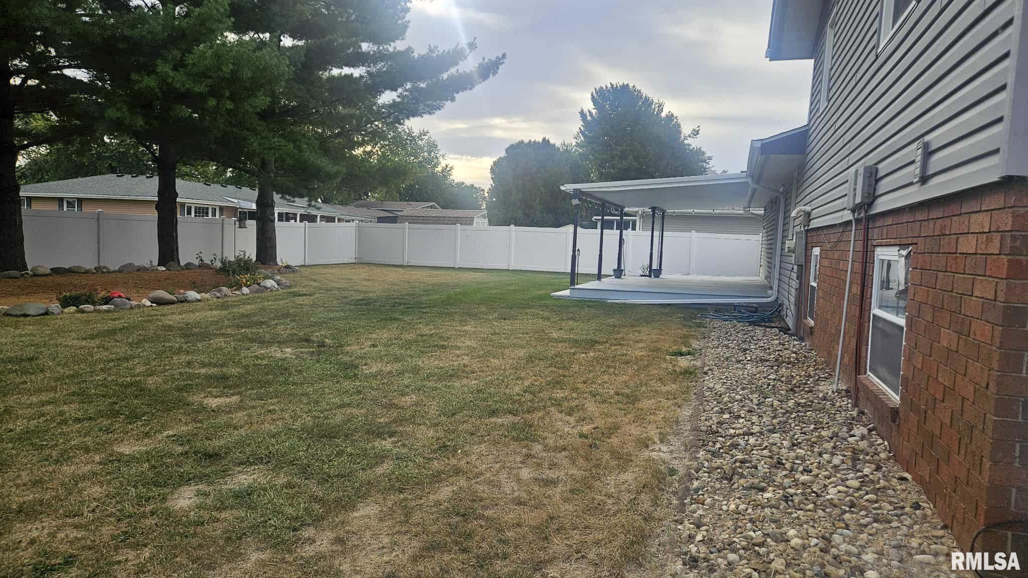 214 Palm Street Canton, IL 61520 - Photo 49 of 56