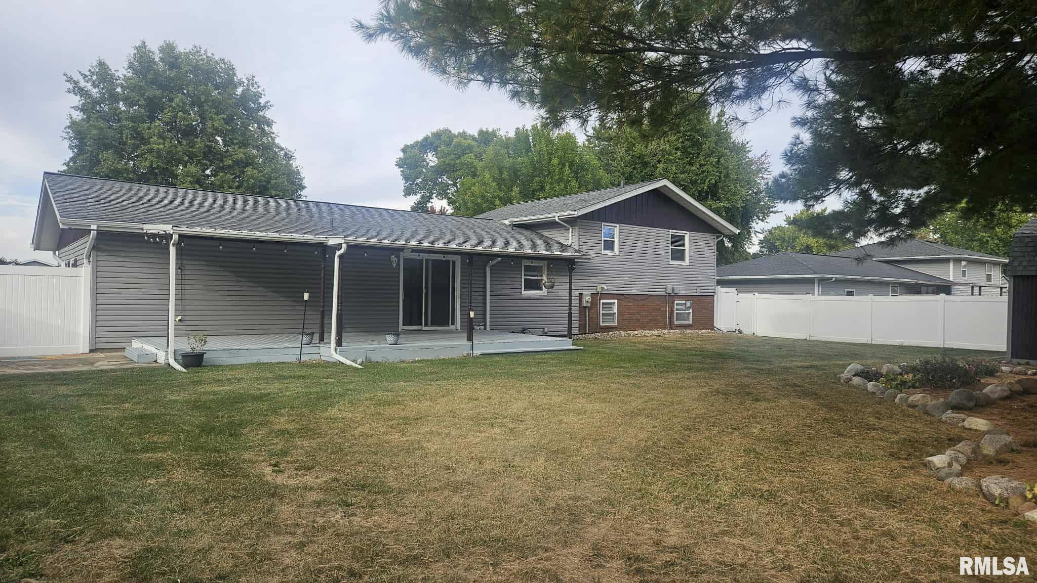 214 Palm Street Canton, IL 61520 - Photo 50 of 56