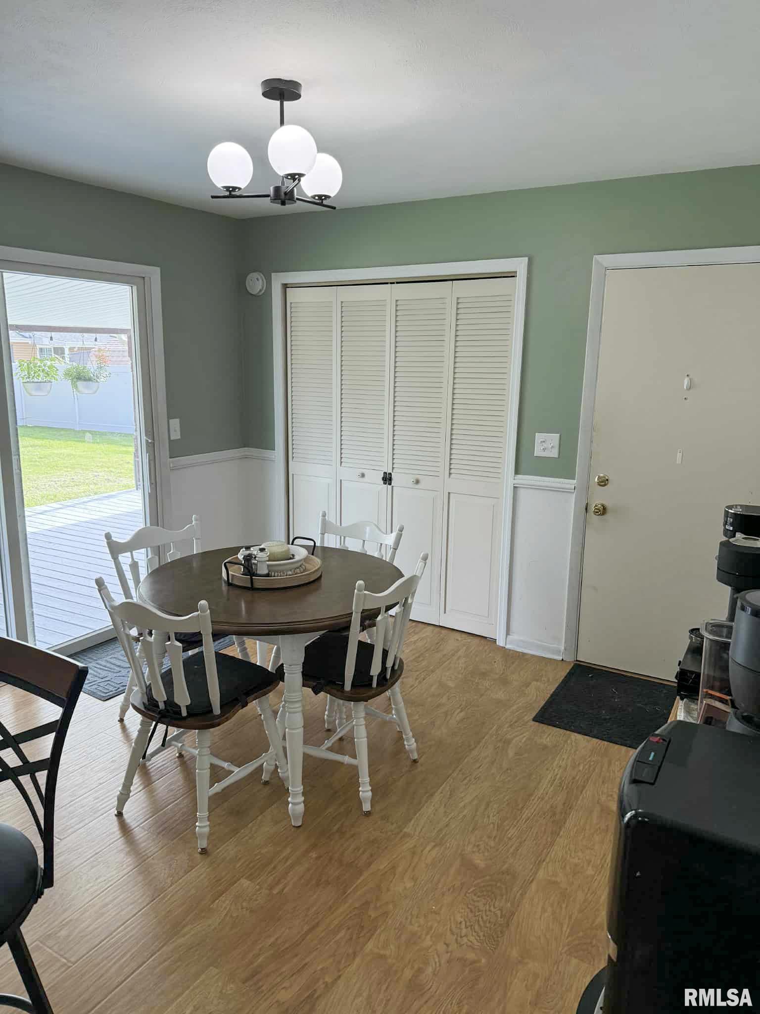 214 Palm Street Canton, IL 61520 - Photo 10 of 56