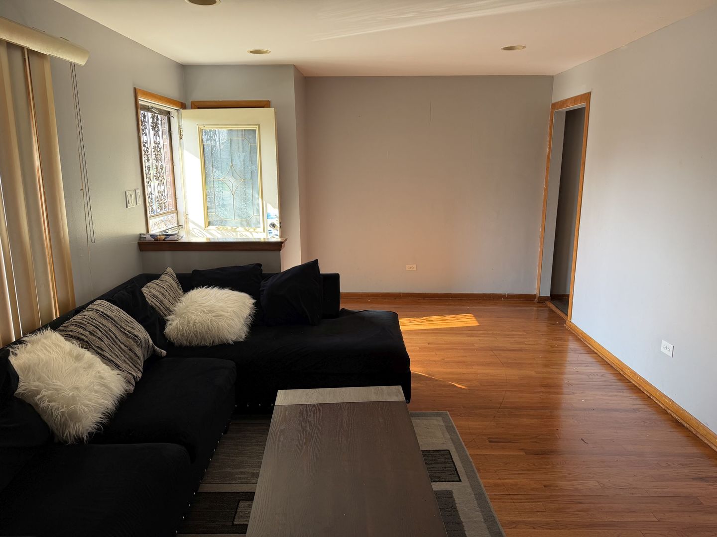 18019 Ravisloe Terrace Country Club Hills, IL 60478 - Photo 4 of 19