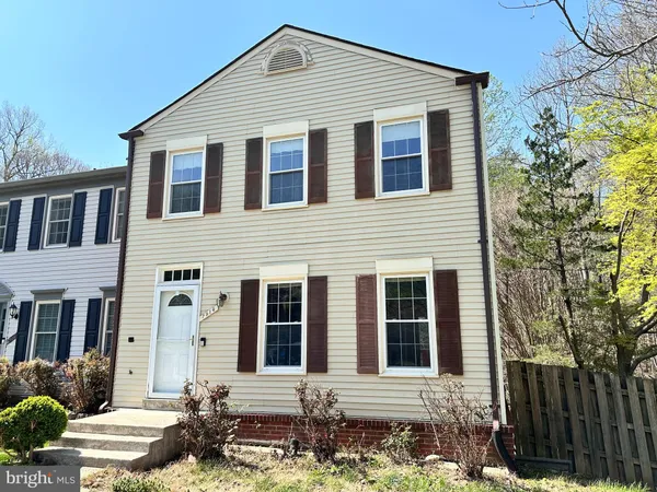 $2,900 | 7914 Forest Path Way, Springfield, VA 22153