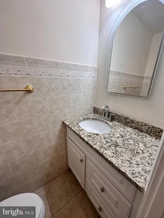 $2,900 | 7914 Forest Path Way, Springfield, VA 22153