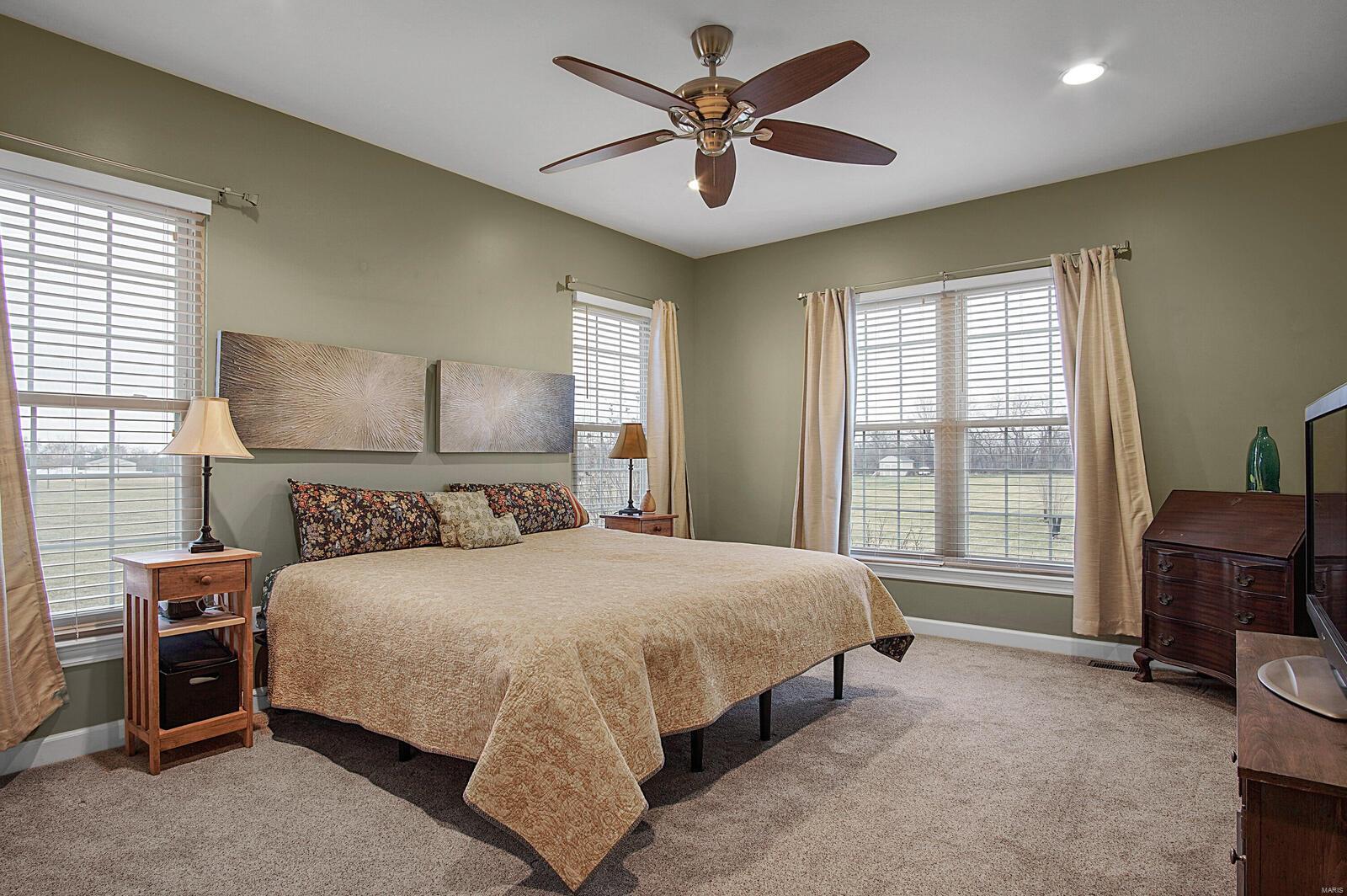 5307 Quercus Grove Road Edwardsville, IL 62025 - Photo 14 of 36