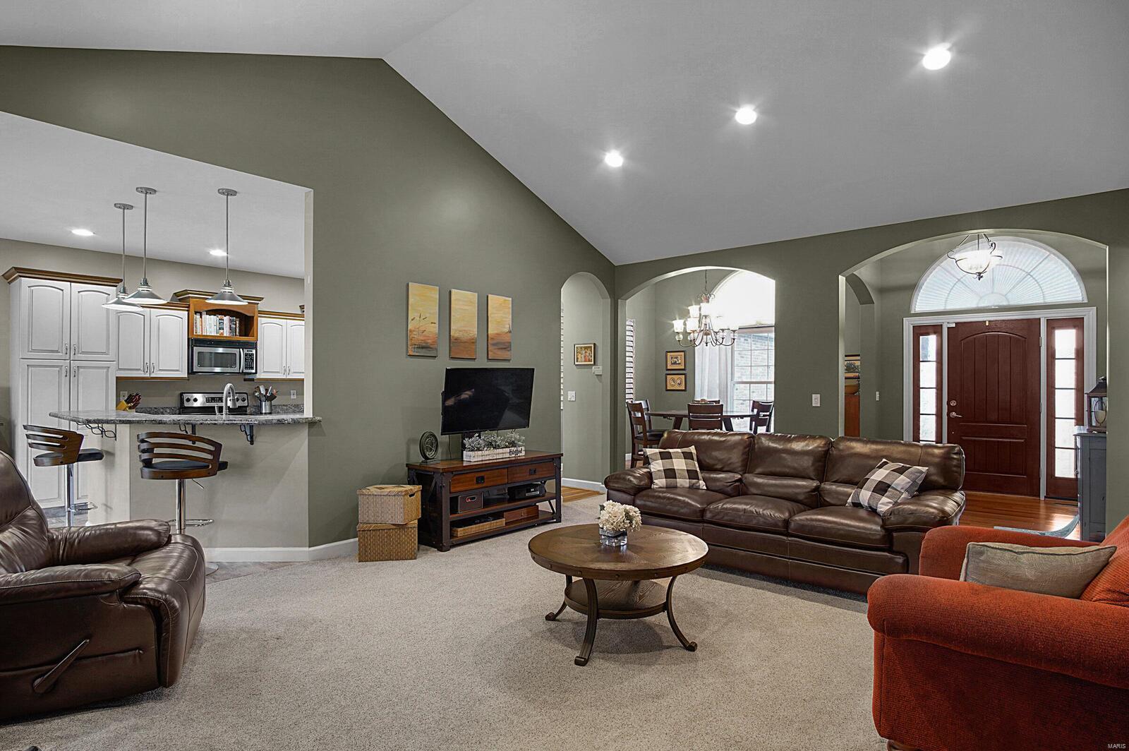 5307 Quercus Grove Road Edwardsville, IL 62025 - Photo 7 of 36