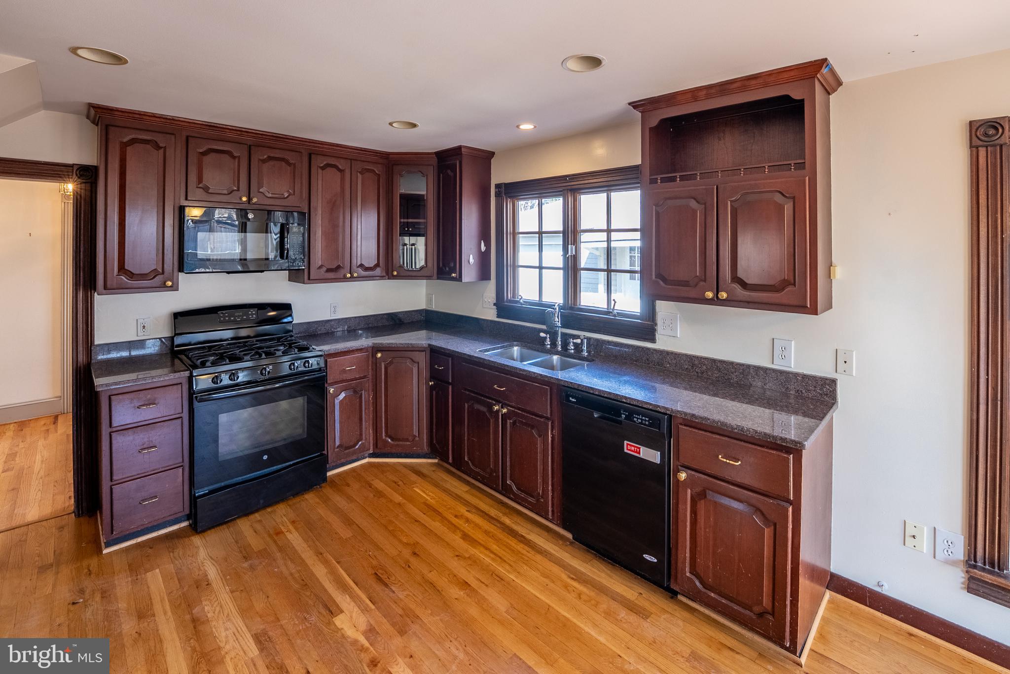 2201 Salisbury Road Silver Spring, MD 20910 - Photo 5 of 28