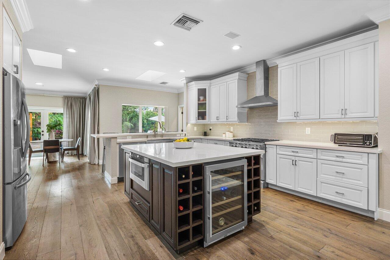 1080 Southwest 17th Street Boca Raton, FL 33486 - Photo 12 of 45 Kitchen
