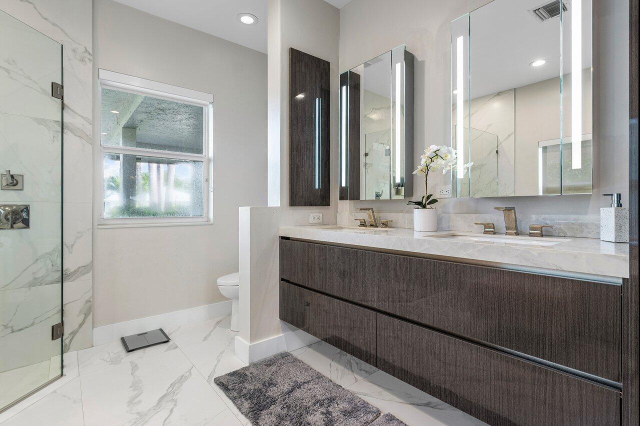 1080 Southwest 17th Street Boca Raton, FL 33486 - Photo 24 of 45 Primary Bathroom