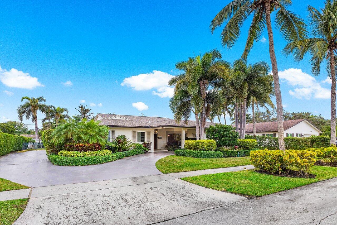 1080 Southwest 17th Street Boca Raton, FL 33486 - Photo 6 of 45 Front of Home