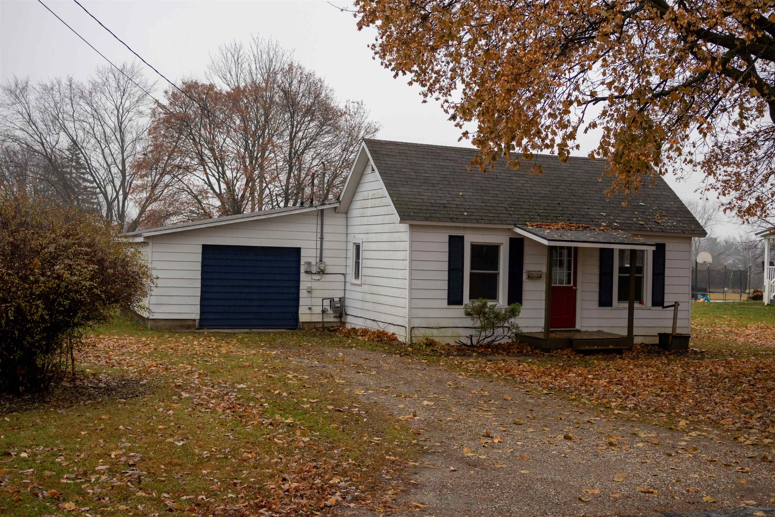 532 North Ithaca Street Ithaca, MI 48847 - Photo 2 of 13