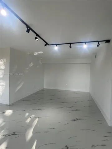 $475,000 | 20610 Northeast 7th Court, Miami, FL 33179