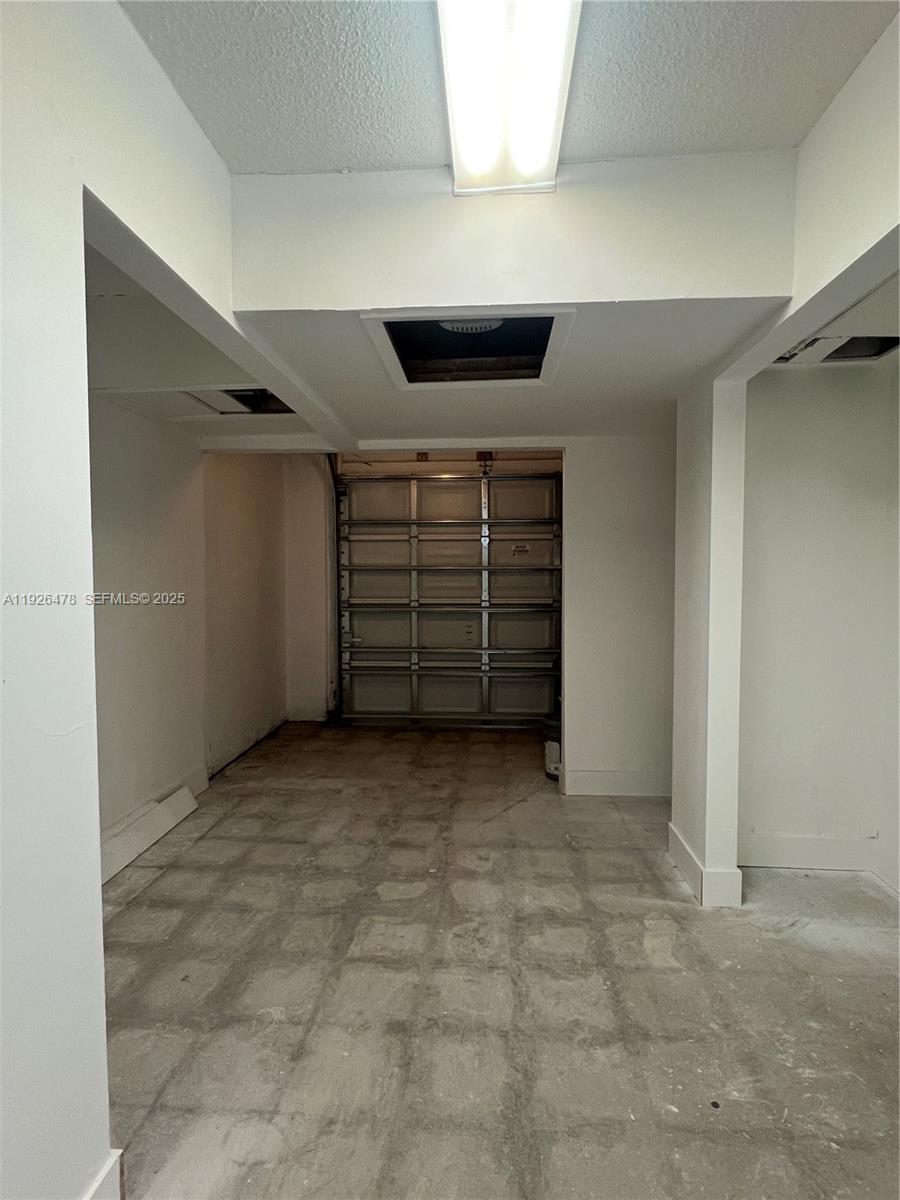 20610 Northeast 7th Court Miami, FL 33179 - Photo 30 of 38 Garage