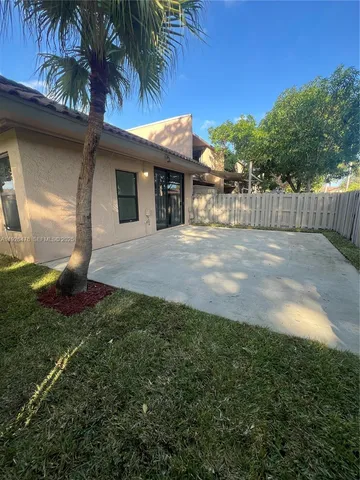 $475,000 | 20610 Northeast 7th Court, Miami, FL 33179