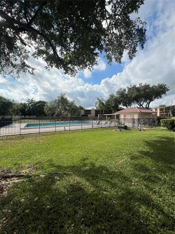 $475,000 | 20610 Northeast 7th Court, Miami, FL 33179