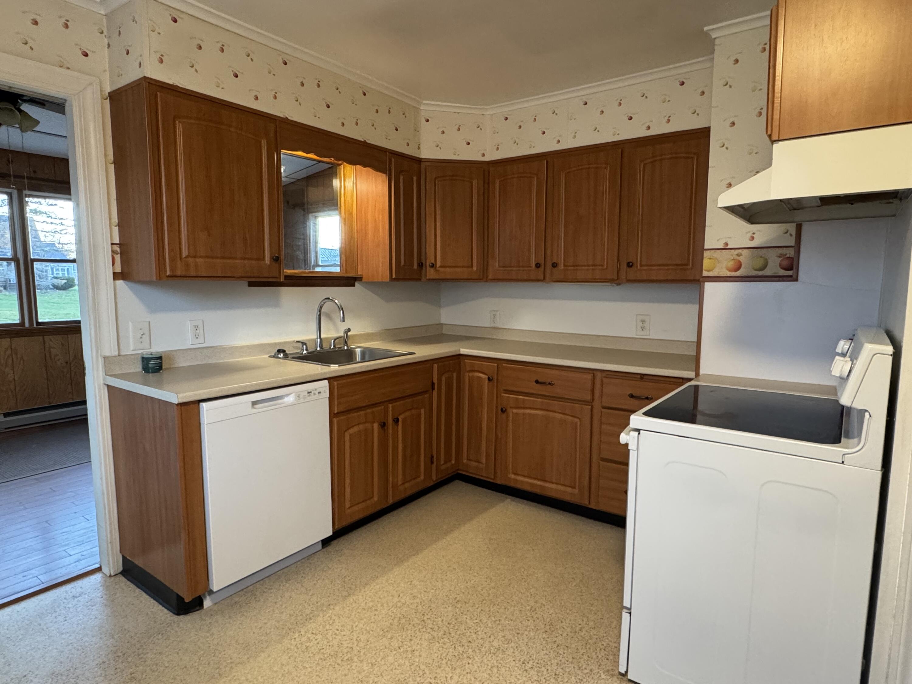 29 Jefferson Street Brewer, ME 04412 - Photo 9 of 30 IMG_1793