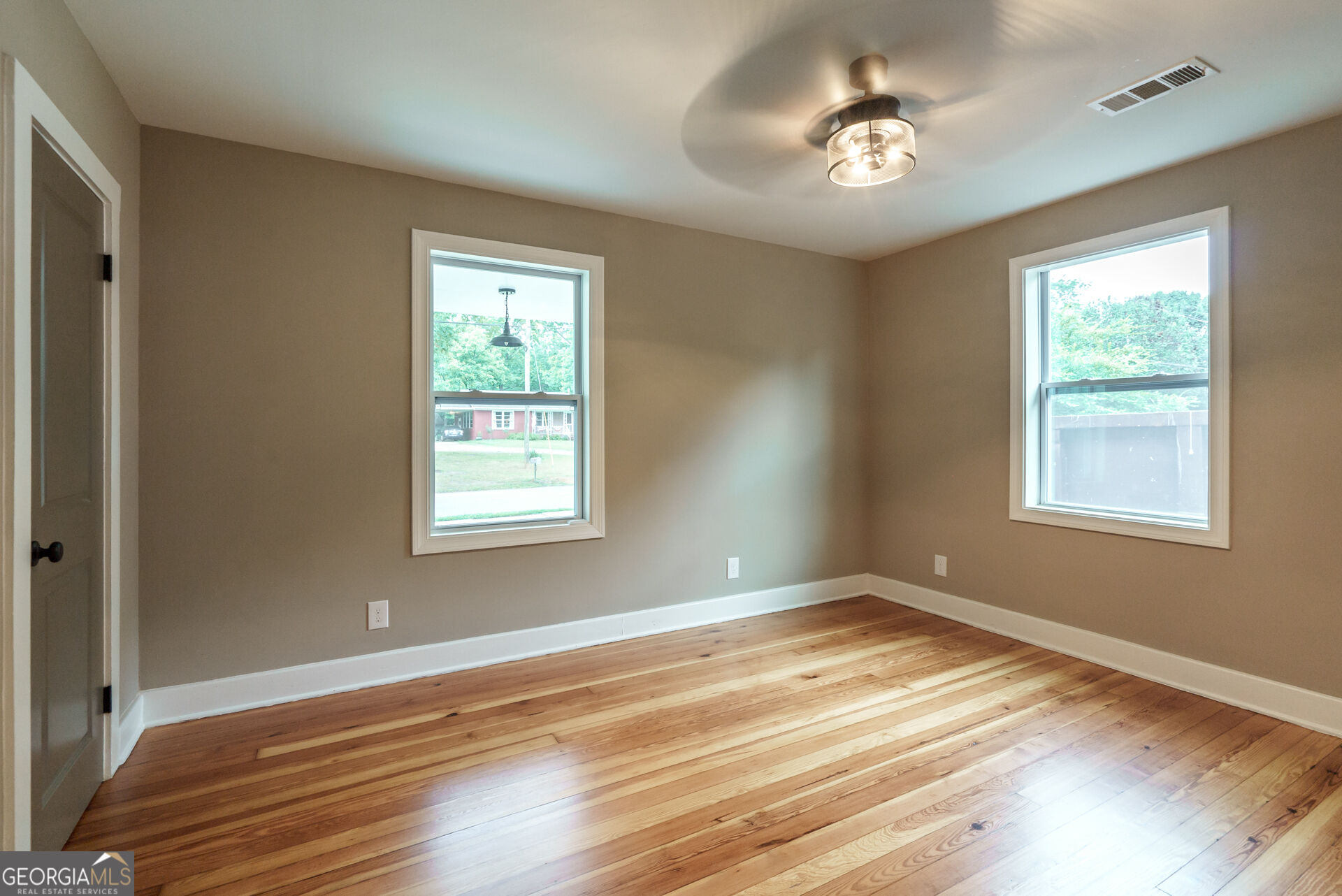 175 East Main Street, Unit B Rutledge, GA 30663 - Photo 24 of 29 Gallery Image 24