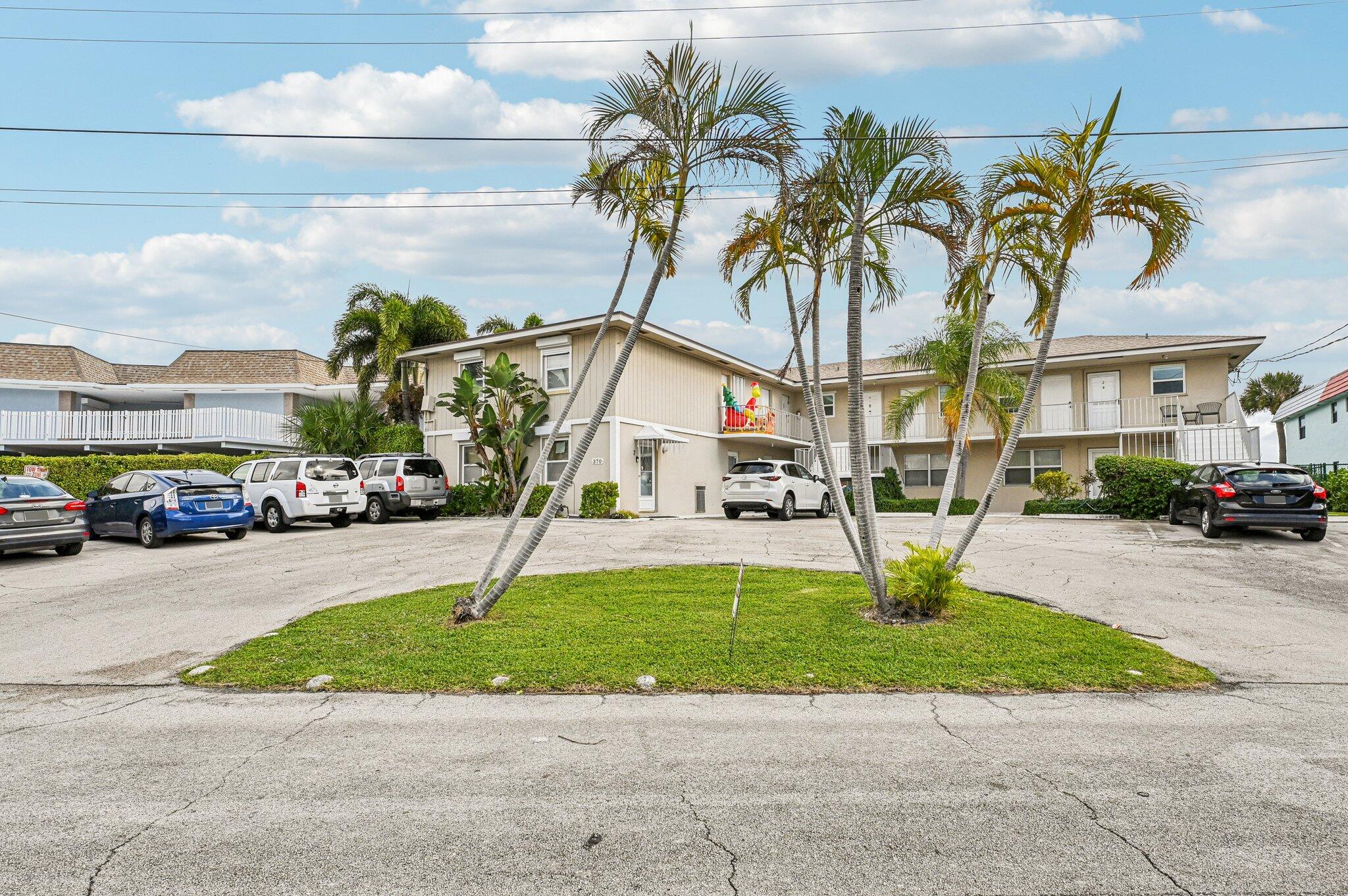 370 Wilma Circle, Unit 6 Riviera Beach, FL 33404 - Photo 2 of 28 2-web-or-mls-Wilma Cir-S1912-002