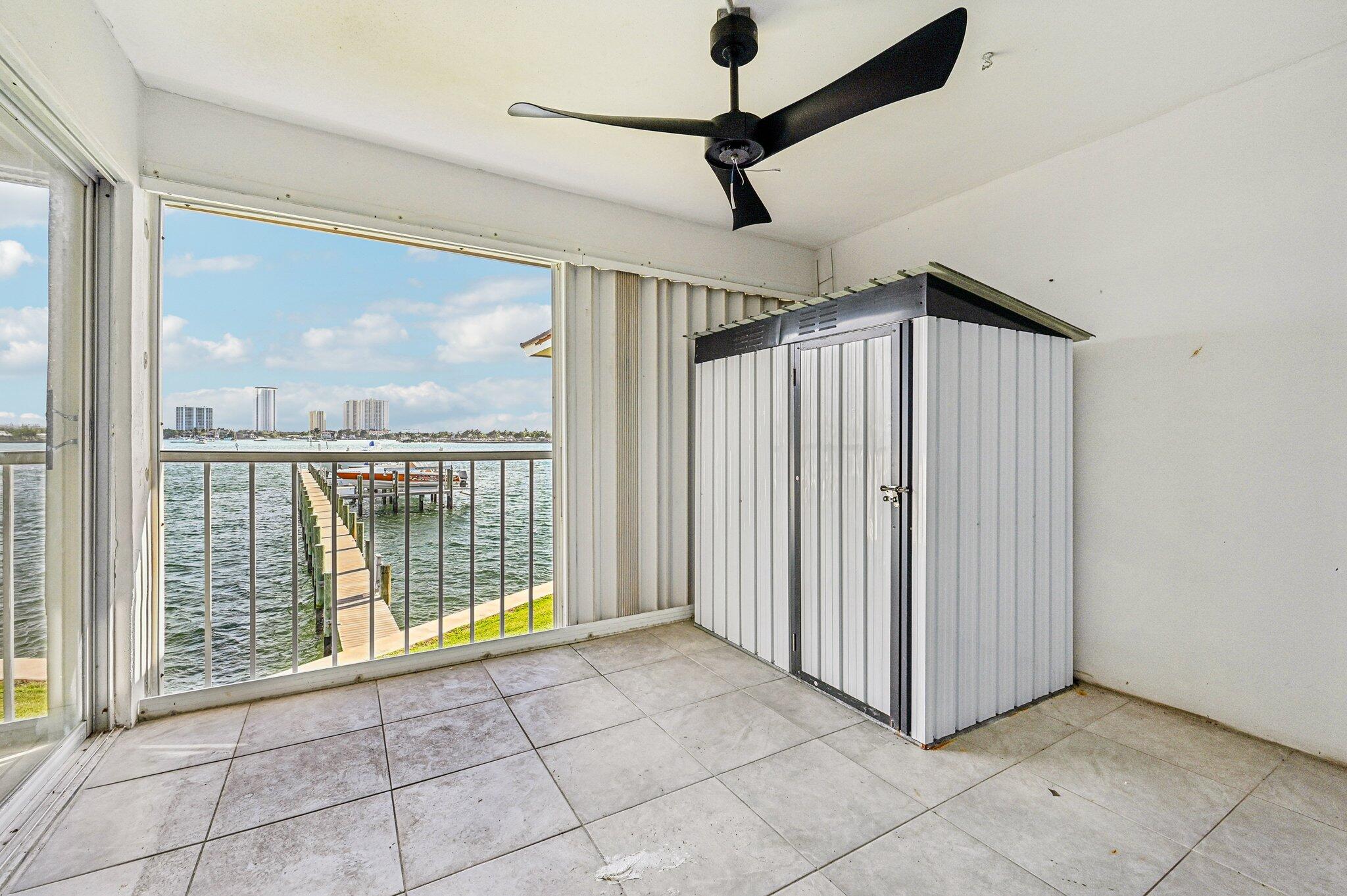 370 Wilma Circle, Unit 6 Riviera Beach, FL 33404 - Photo 23 of 28 23-web-or-mls-Wilma Cir-S1912-023