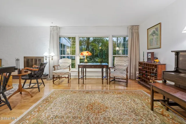 $599,900 | 6 Arbor Drive, Glens Falls, NY 12801