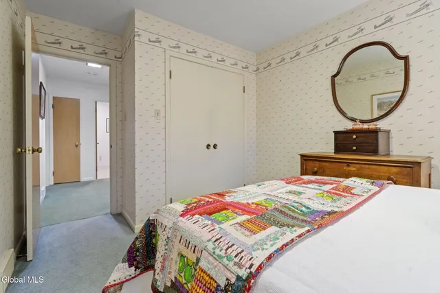 $599,900 | 6 Arbor Drive, Glens Falls, NY 12801