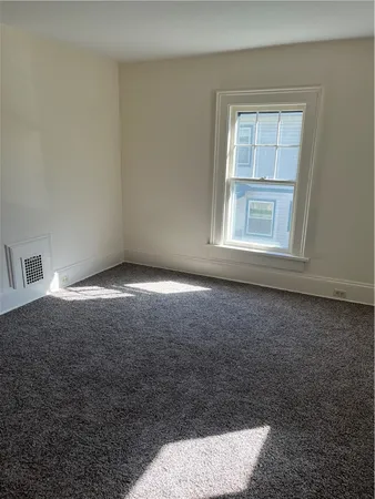 $1,100 | 206 Grove Street, Elmira, NY 14905