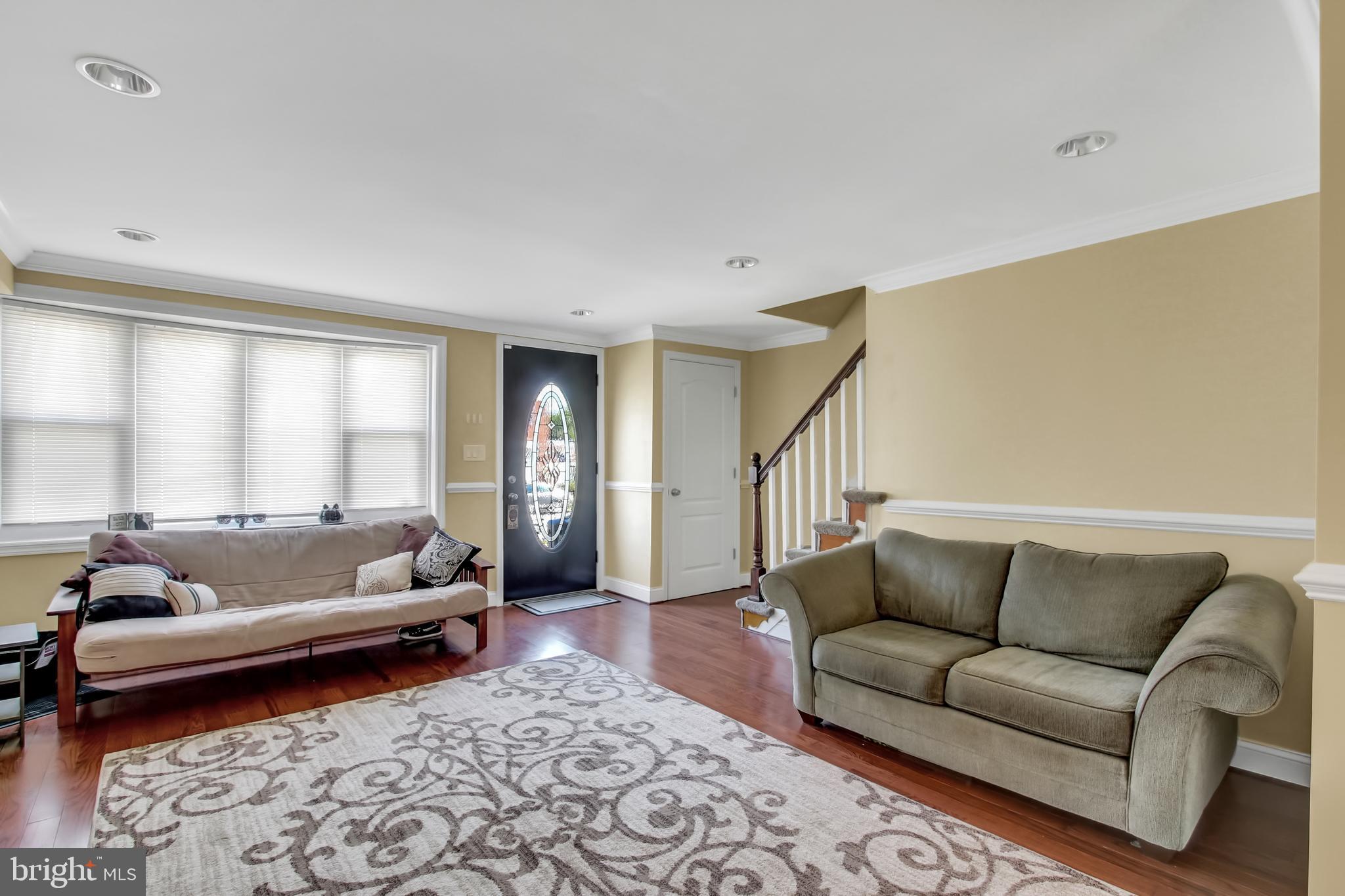 5502 Bucknell Road Baltimore, MD 21206 - Photo 2 of 25 Living Room