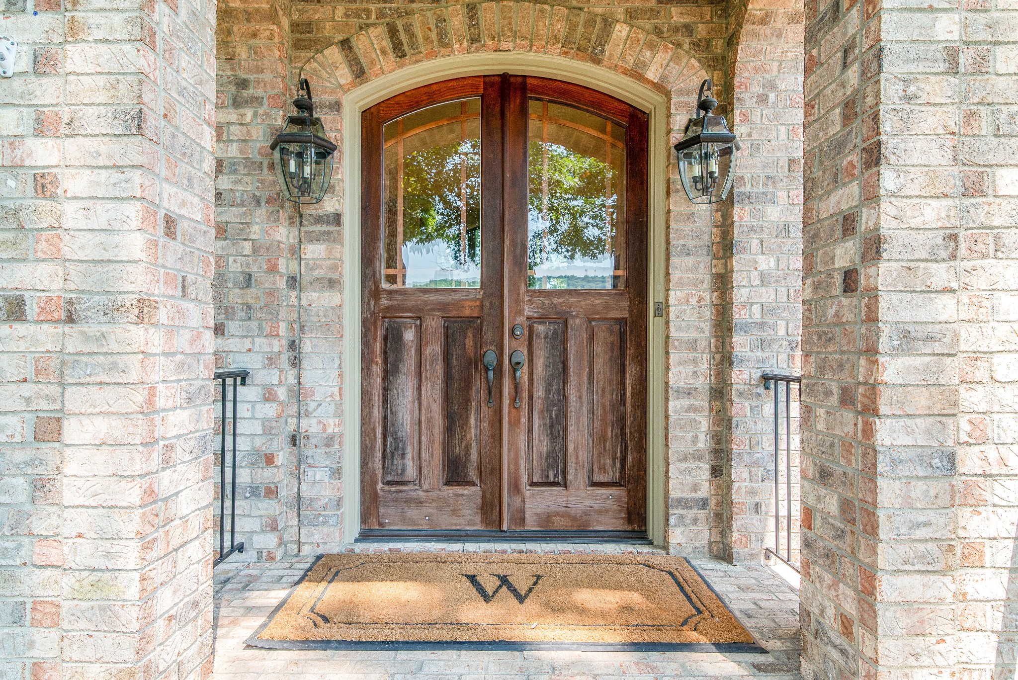 809 Aldwych Circle Franklin, TN 37069 - Photo 2 of 44 a bathroom with a tub sink and shower