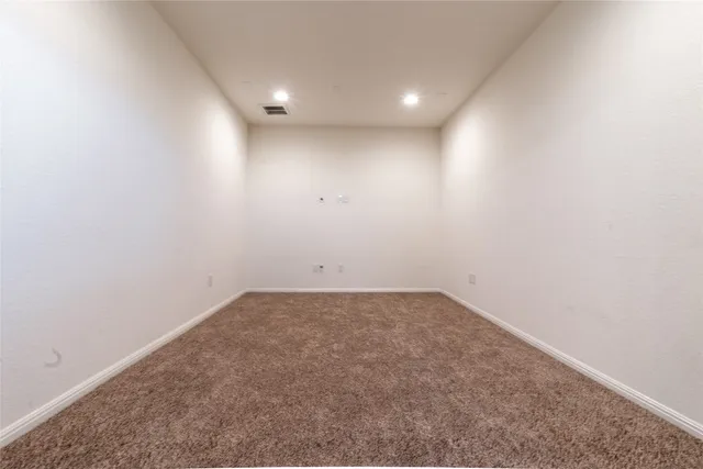 an empty room with a empty space