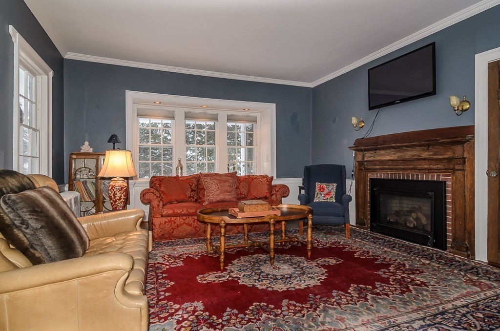 141 Highland Street Dedham, MA 02026 - Photo 4 of 29