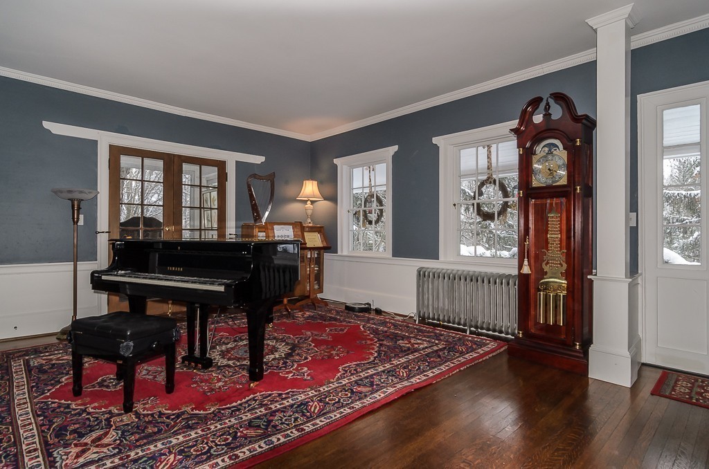 141 Highland Street Dedham, MA 02026 - Photo 5 of 29