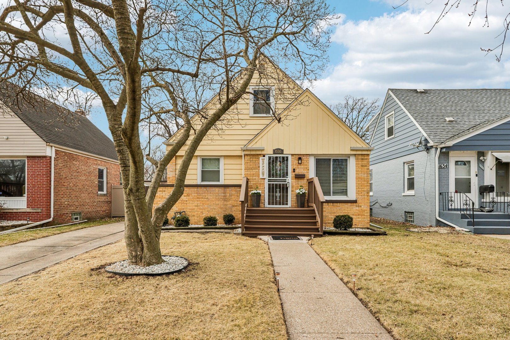 1636 State Line Road Calumet City, IL 60409 - Photo 1 of 19