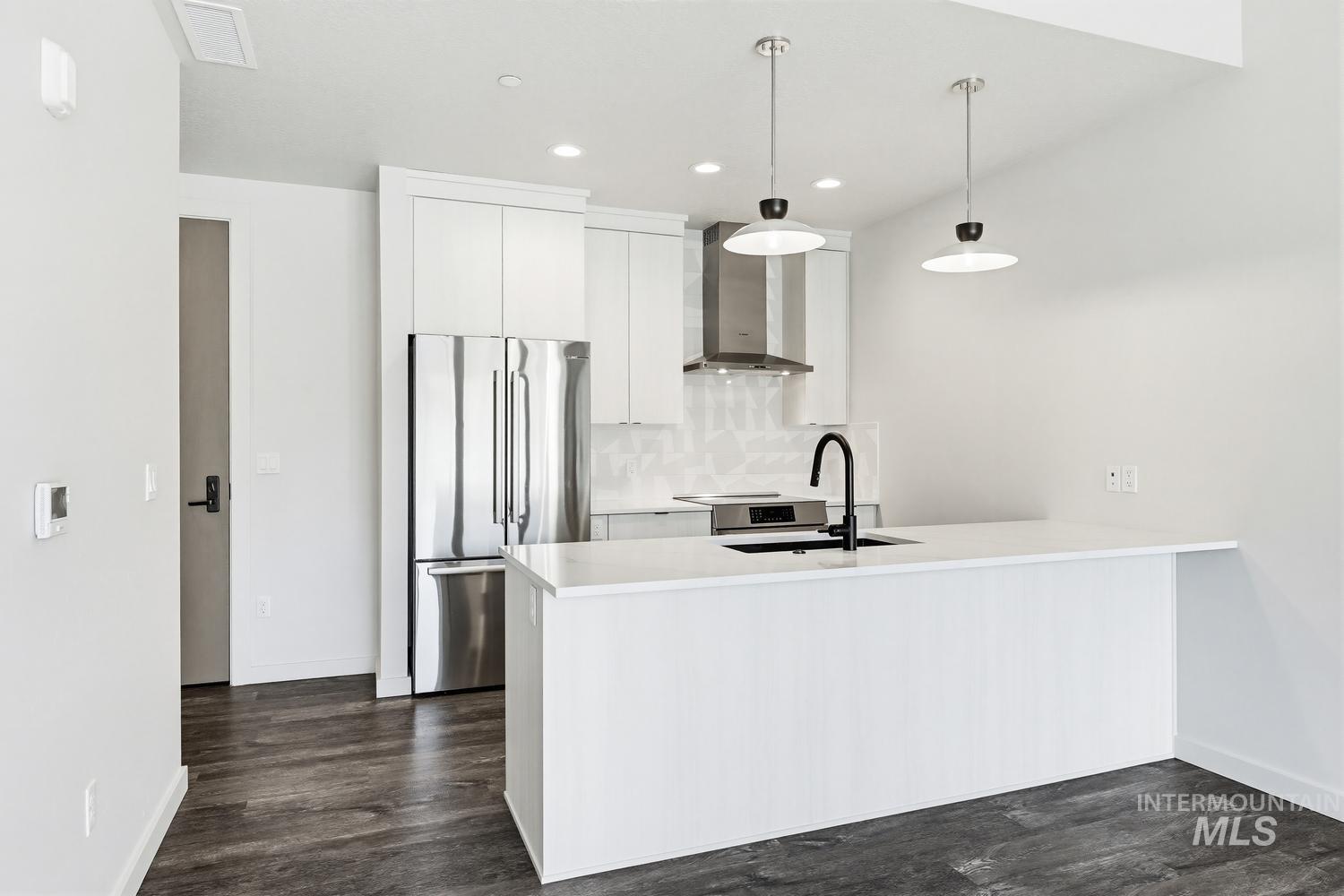 4250 Haystack, Unit 205 Boise, ID 83716 - Photo 6 of 49