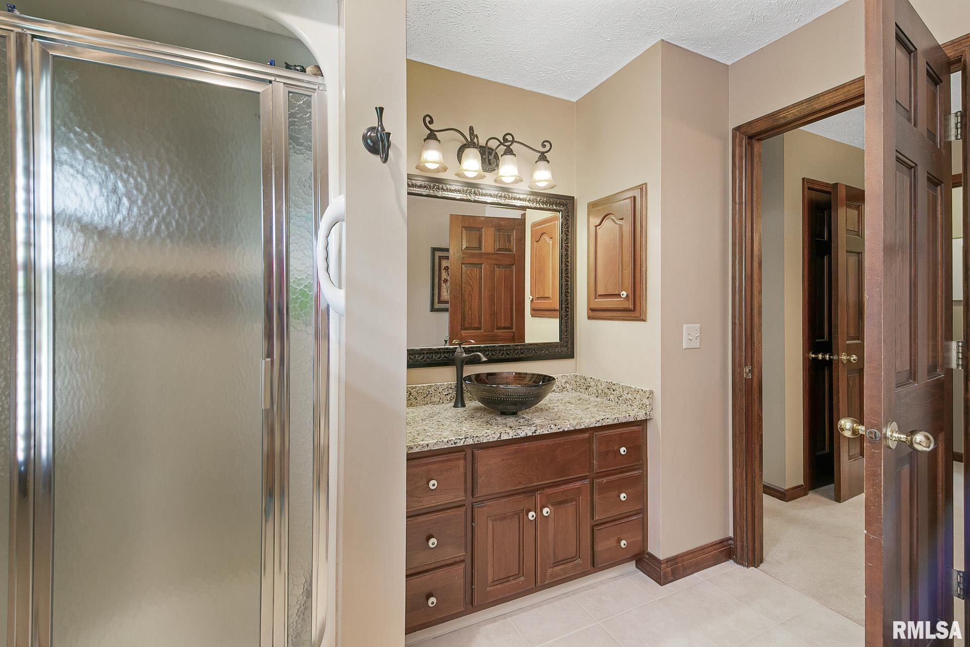 4203 Forest Road Davenport, IA 52807 - Photo 22 of 50 Gallery Image 22