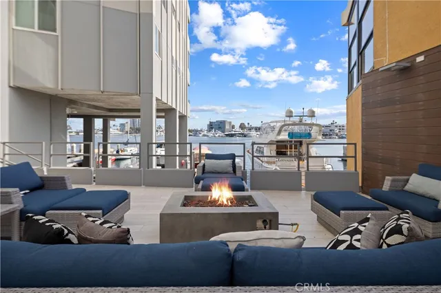 $1,725,000 | 3121 West Coast Highway, Unit 5D, Newport Beach, CA 92663