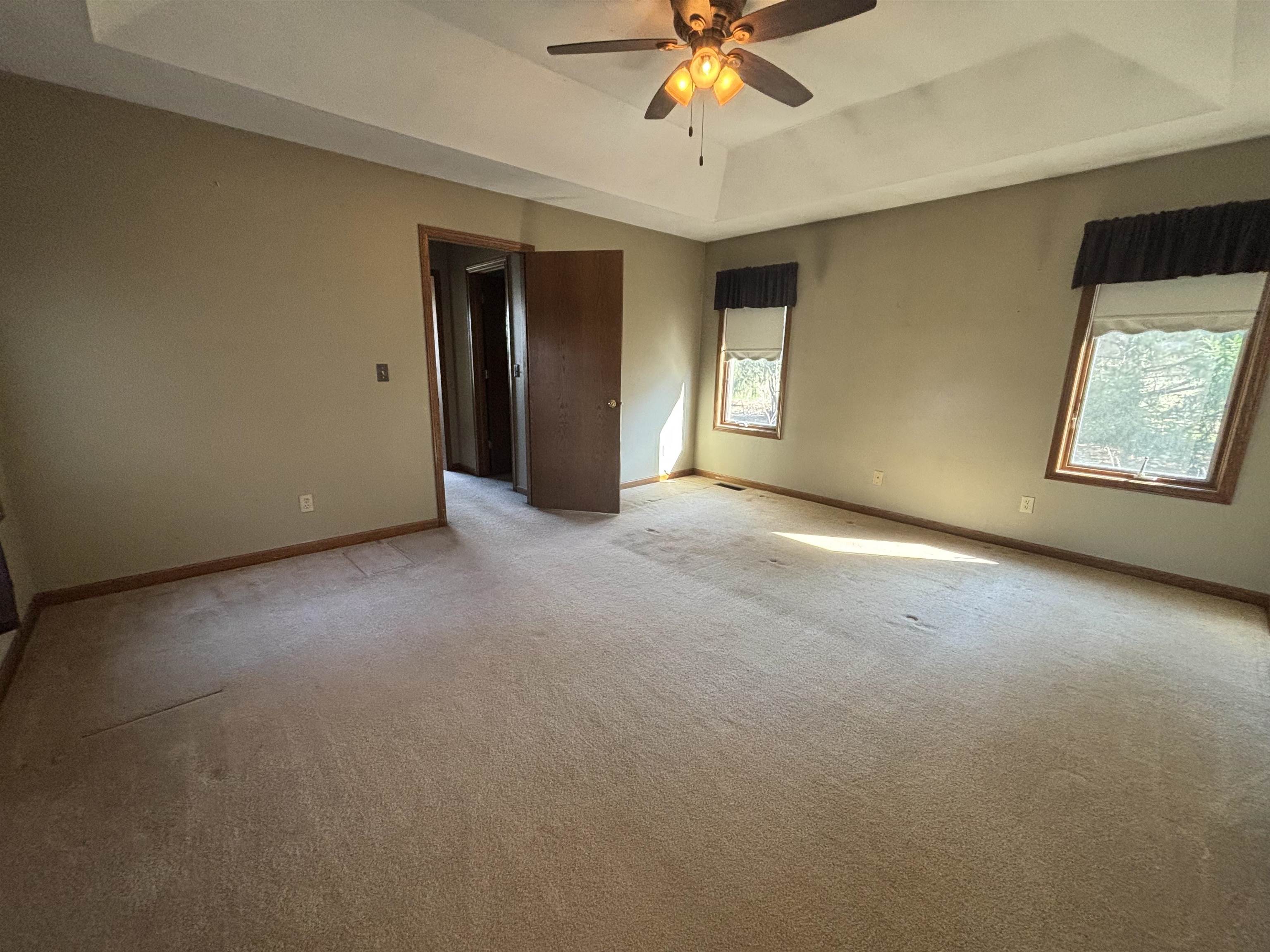 12421 Olson Road Caledonia, IL 61011 - Photo 18 of 32