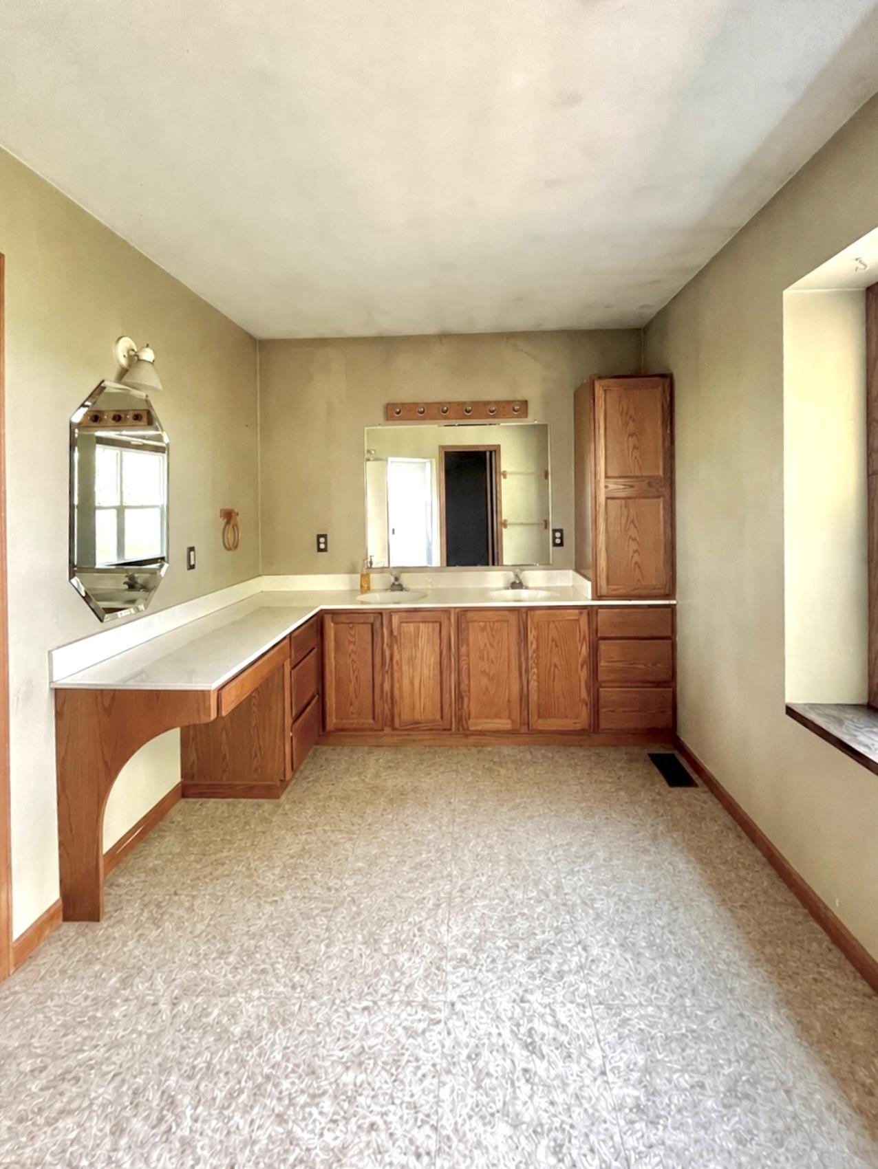 12421 Olson Road Caledonia, IL 61011 - Photo 28 of 79