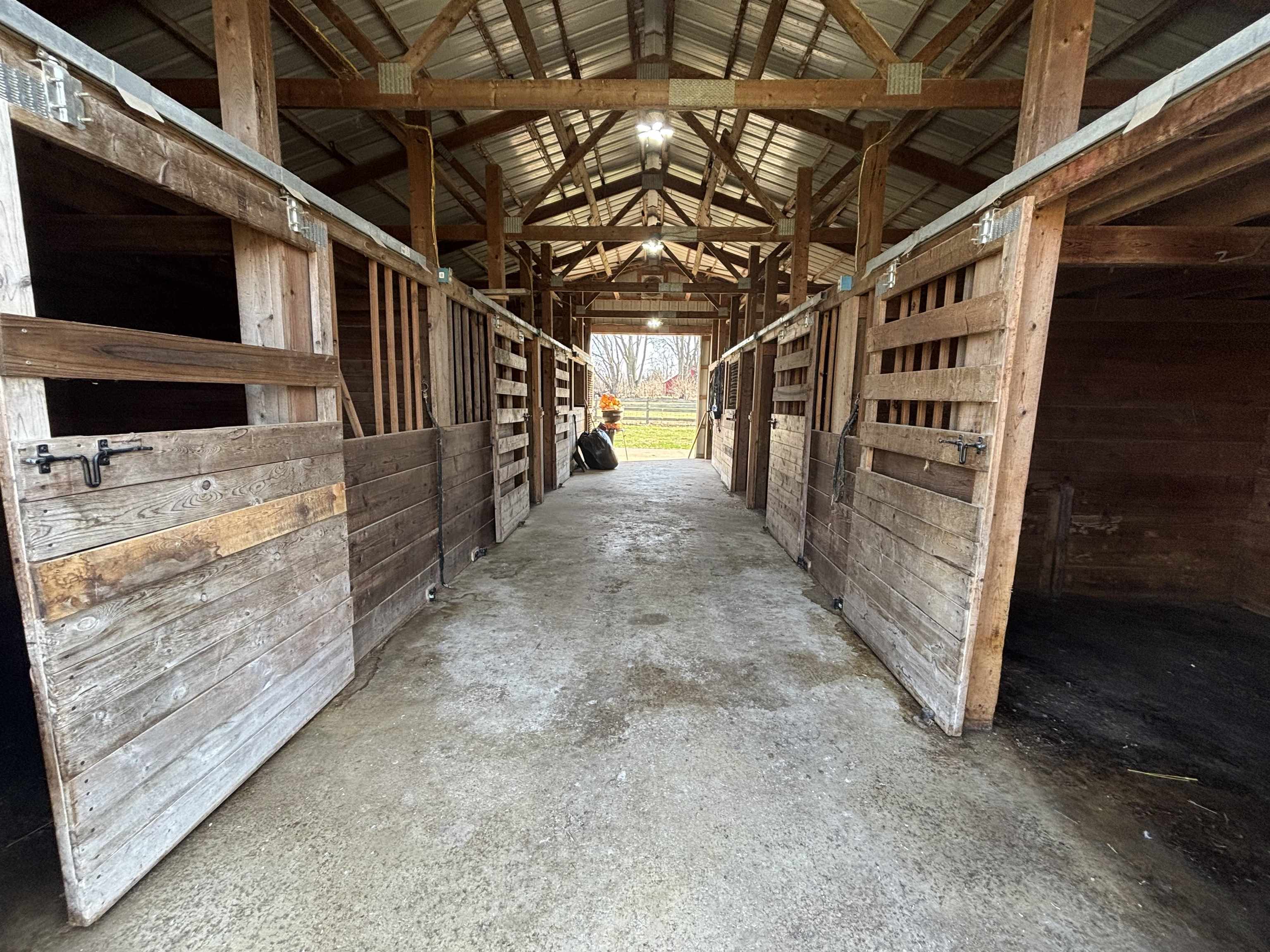 12421 Olson Road Caledonia, IL 61011 - Photo 8 of 32