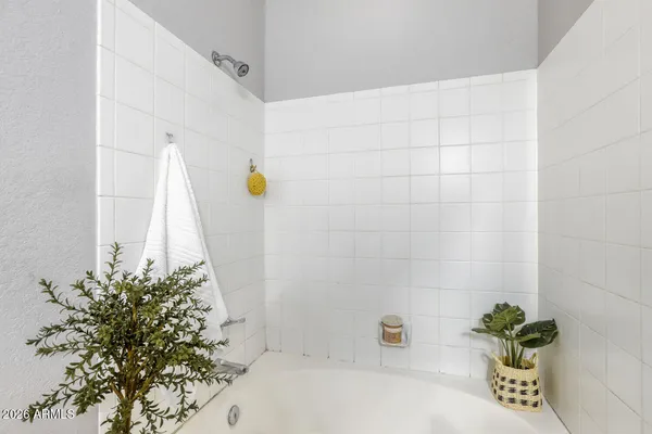 $175,000 | 2929 West Yorkshire Drive, Unit 2074, Phoenix, AZ 85027