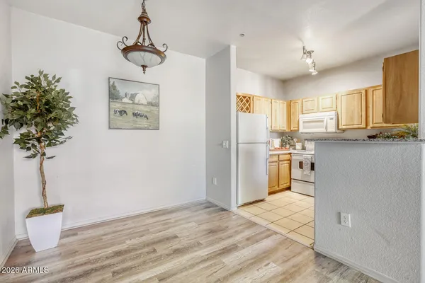 $175,000 | 2929 West Yorkshire Drive, Unit 2074, Phoenix, AZ 85027