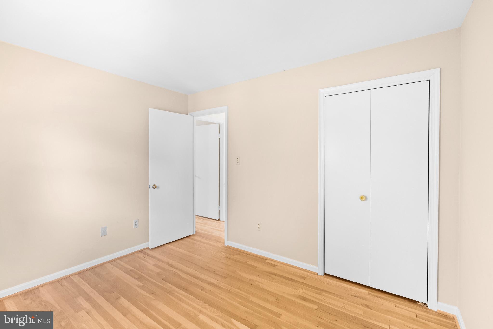 6604 Grey Fox Drive Springfield, VA 22152 - Photo 26 of 46 a view of an empty room
