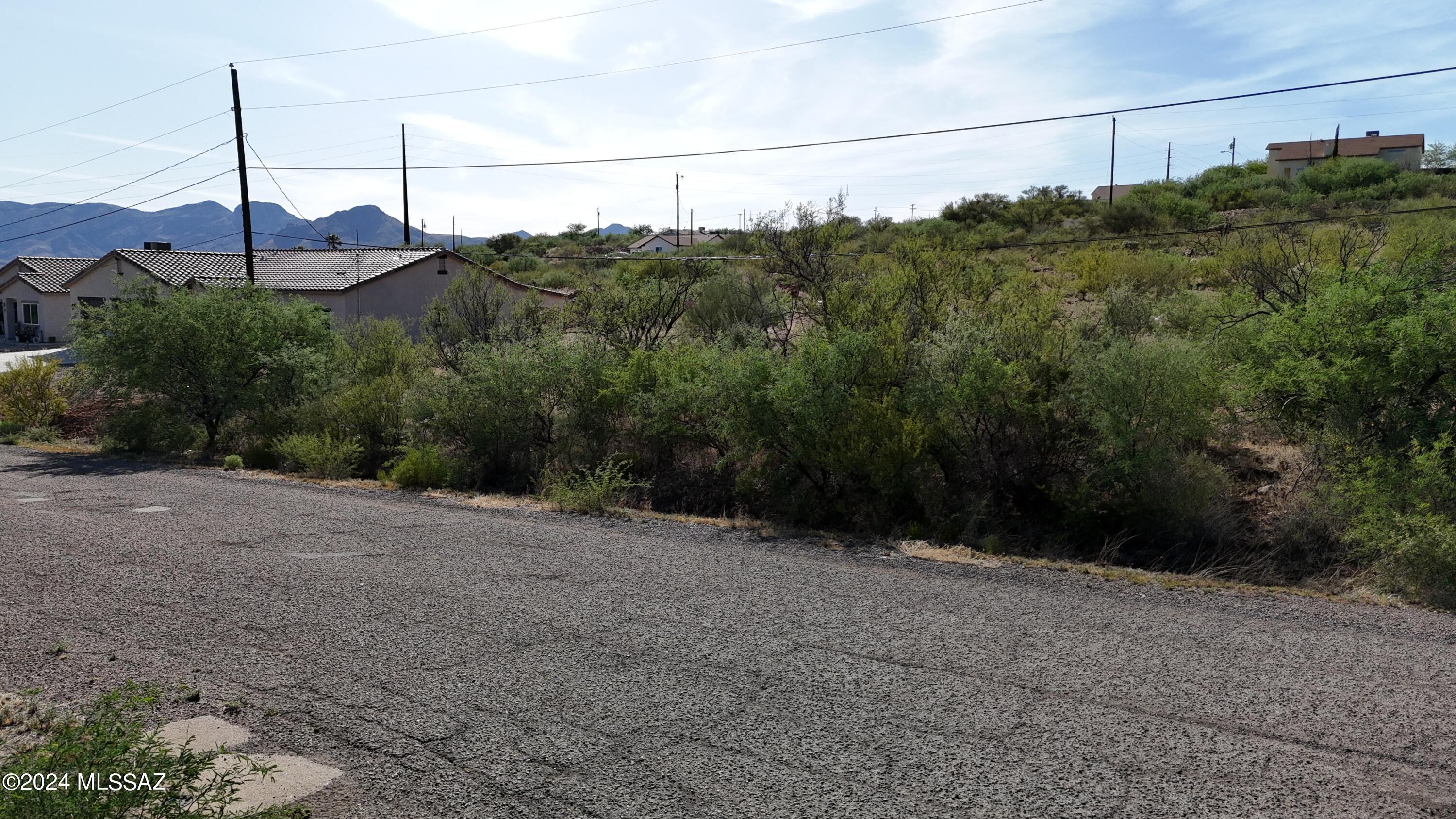 1826 Circulo Canada, Unit 93 Rio Rico, AZ 85648 - Photo 6 of 15