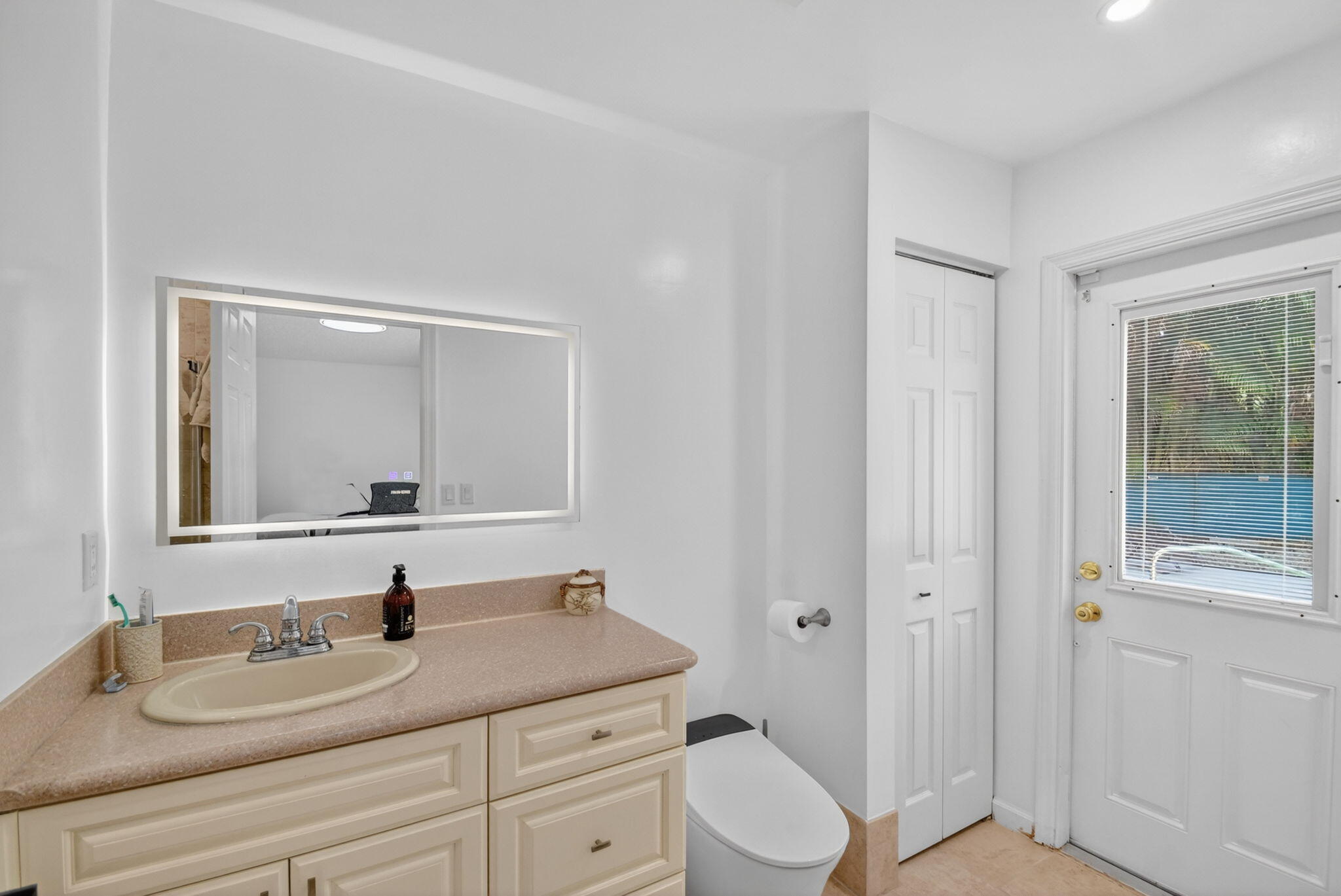 1084 Aspri Way Riviera Beach, FL 33418 - Photo 21 of 78 21-web-or-mls-DSC_3642