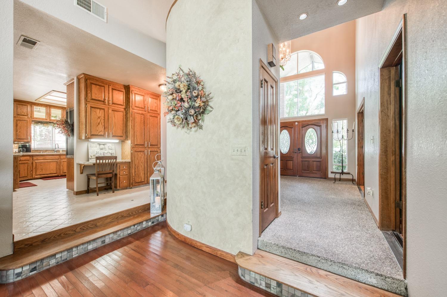 19408 Farallon Road Madera, CA 93638 - Photo 18 of 62 a view of a living room