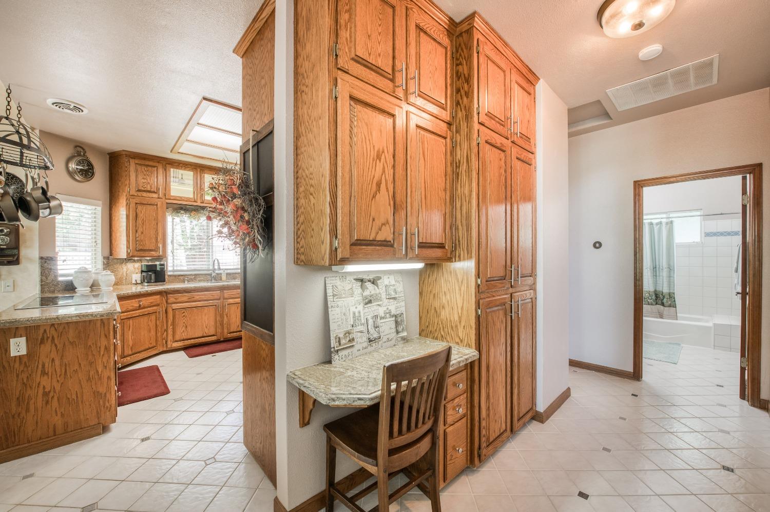 19408 Farallon Road Madera, CA 93638 - Photo 19 of 62