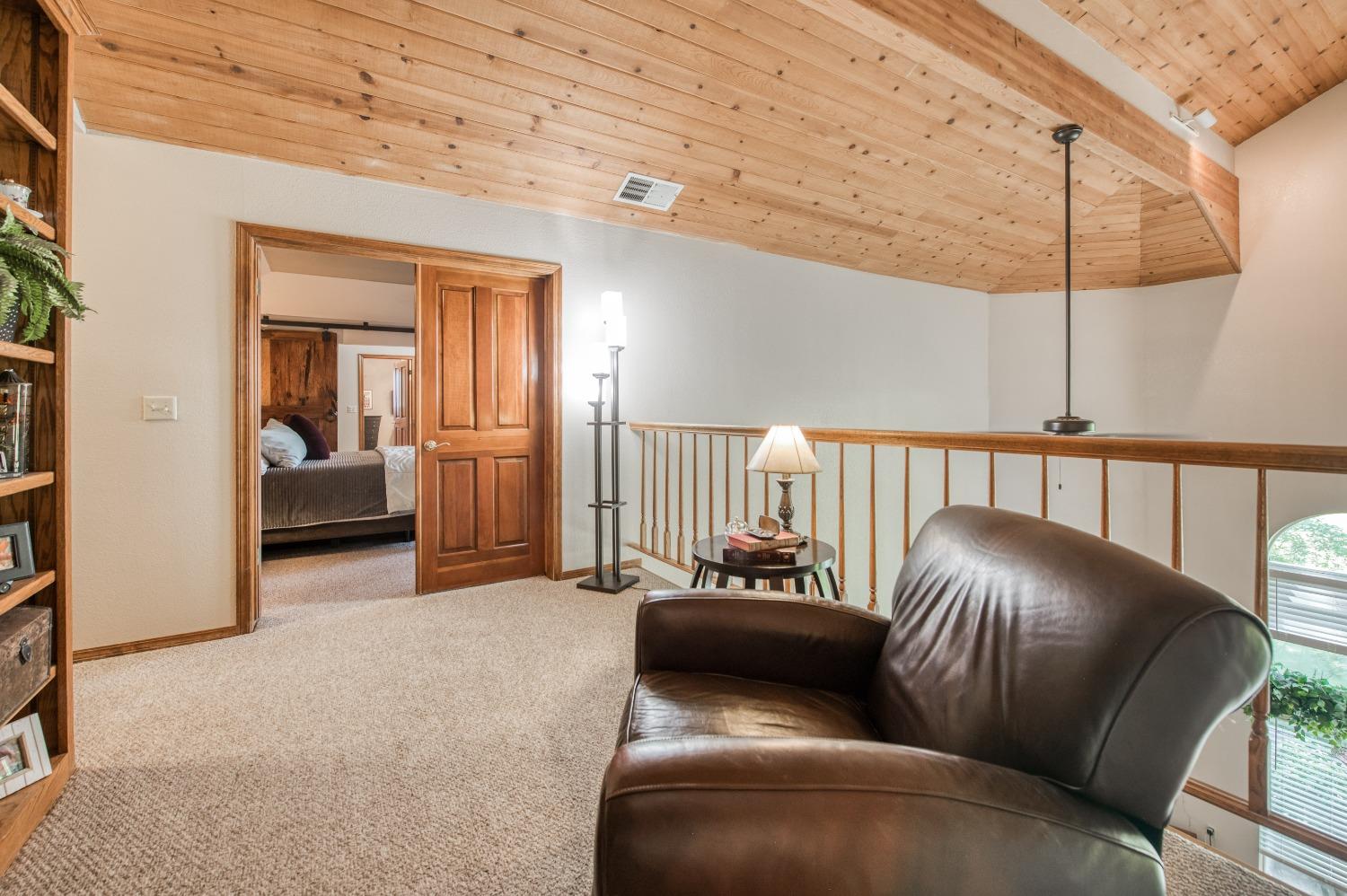 19408 Farallon Road Madera, CA 93638 - Photo 31 of 62 a living room with furniture and a window