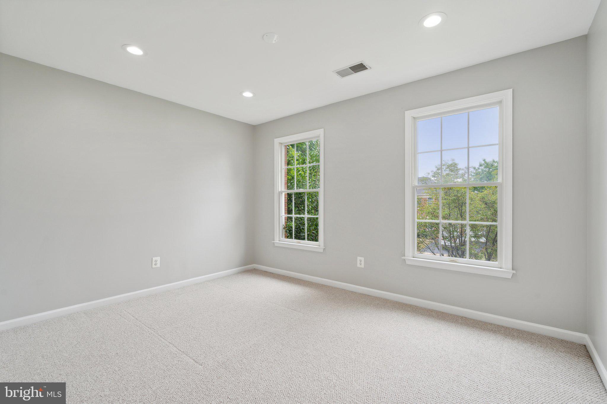 43464 Lucketts Bridge Circle Ashburn, VA 20148 - Photo 37 of 82